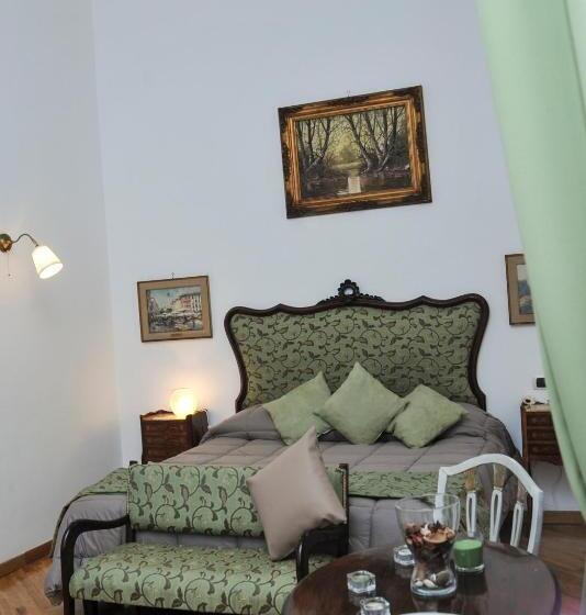 اتاق استاندارد چهار تخته با چشمانداز دریا, Di Palma Suite