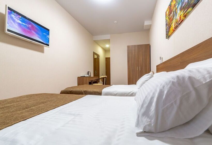 اتاق اکونومی, Atmosfera