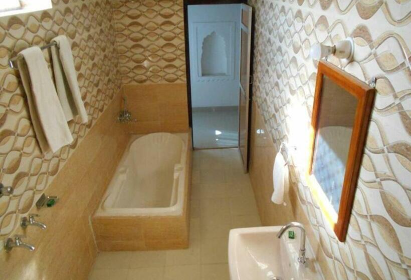 Deluxe Suite, Mandawa Palace And Restaurent