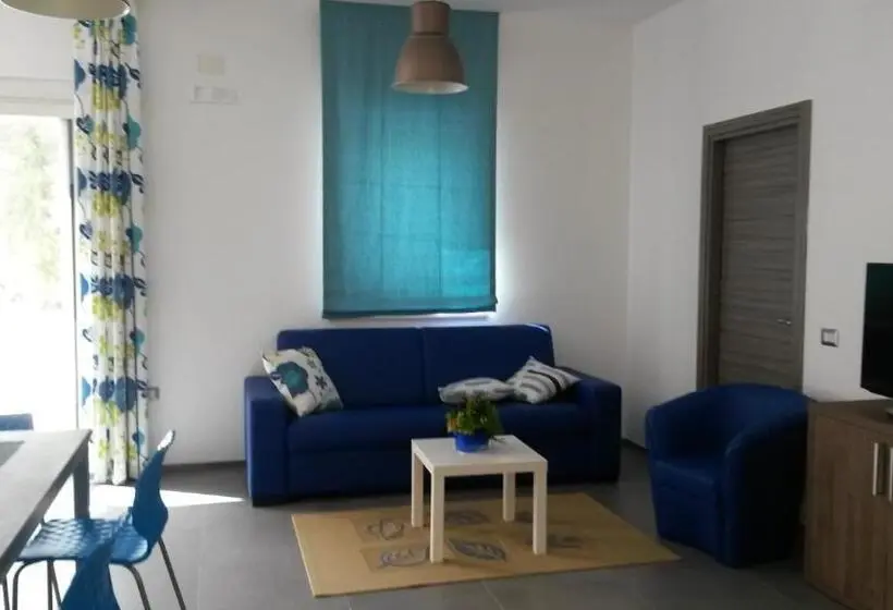 سوئیت راحتی, Tenuta Santa Maria
