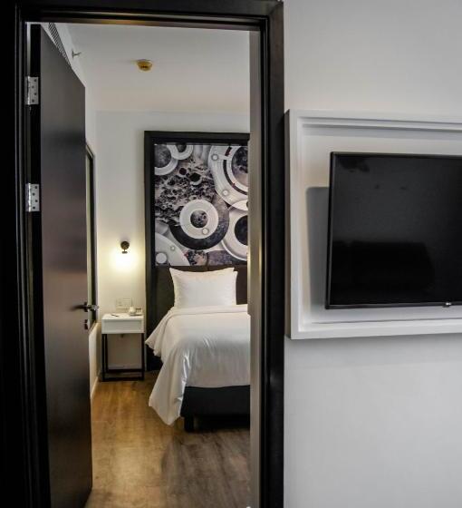 Люкс, De Braga, Artotel Curated