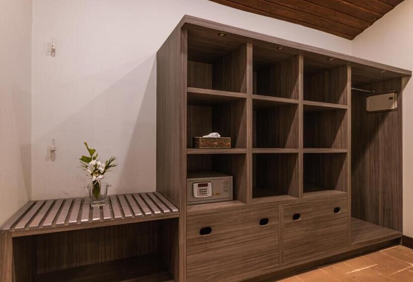 带2个卧室的别墅, Amritara A Beach Symphony