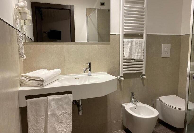 اتاق استاندارد با بالکن, Giulietta Romeo