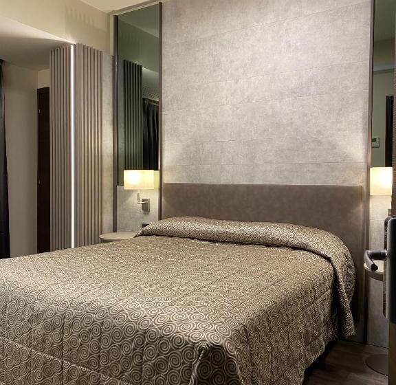 اتاق استاندارد با بالکن, Giulietta Romeo