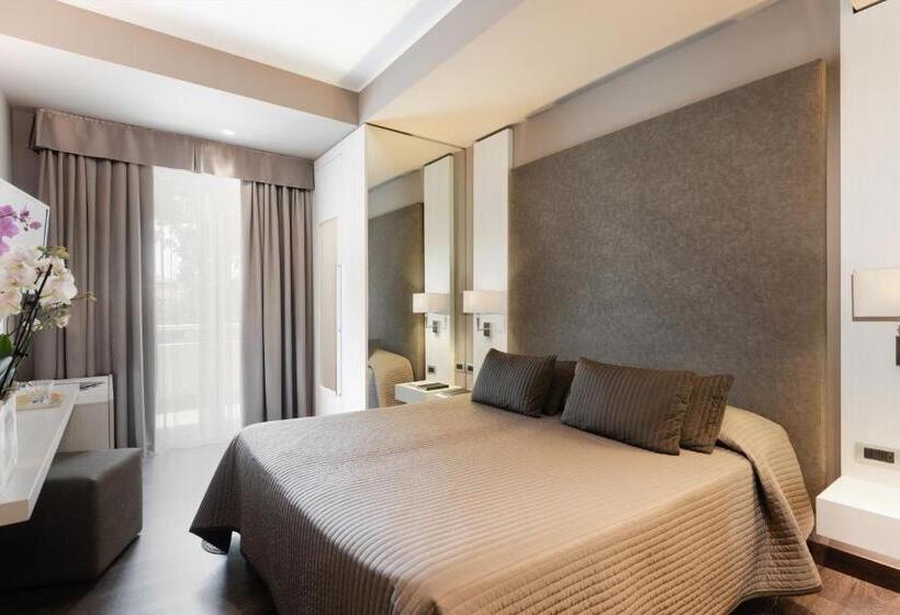 اتاق استاندارد با بالکن, Giulietta Romeo