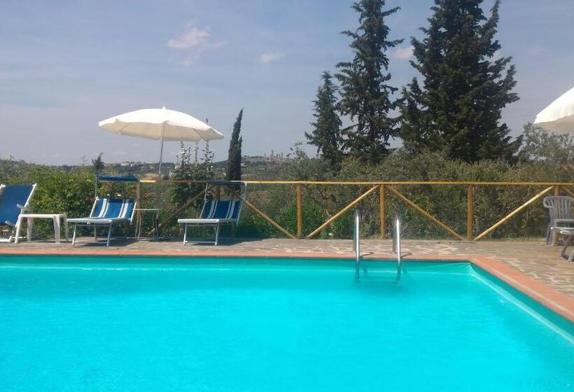 דירת שני חדרים, Borgo Montauto