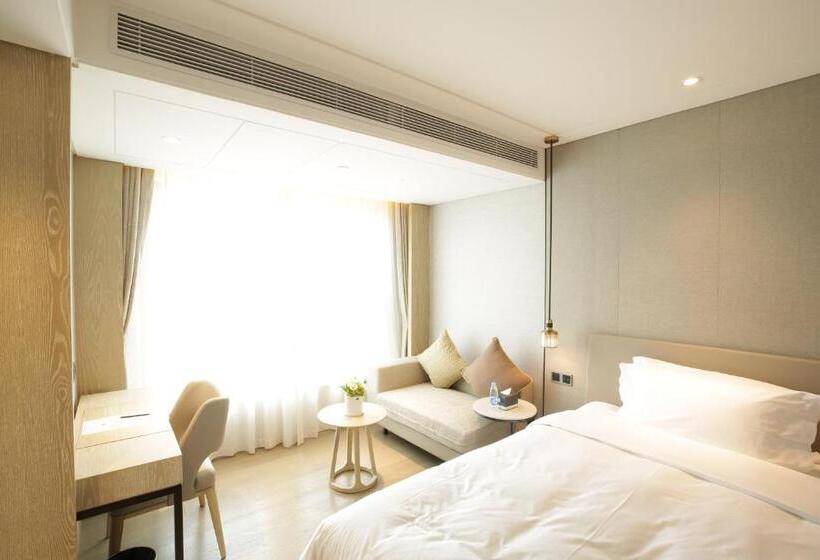 Deluxe Rum, Shenzhen Fy