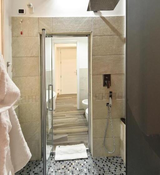 סוויטה עם ג'קוזי, Le Stanze Di Elisa