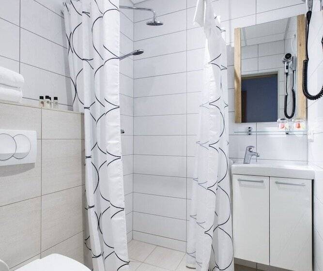 اتاق اکونومی, Centrum