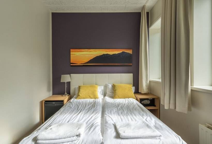 اتاق اکونومی, Centrum