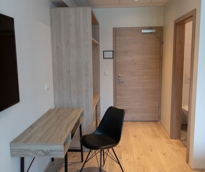 اتاق سوپریور, Centrum