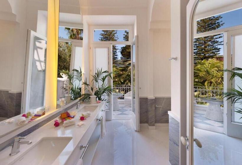 Quarto Deluxe com Sacada, Villa Silvana Relais