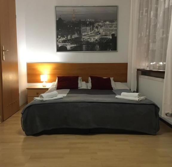 ファミリールーム, Willa Krystyna