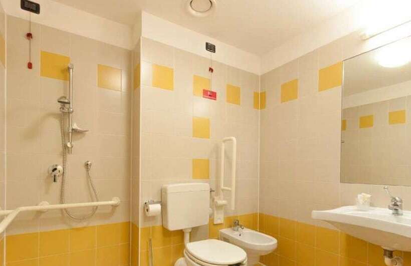 اتاق استاندارد برای معلولان, Foresteria Sant'anna