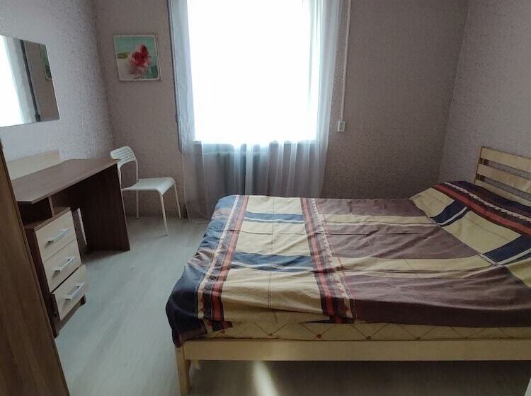 اتاق سوپریور, Hostel V Biblioteke