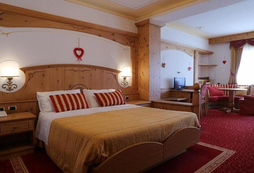 סוויטת ג'וניור עם מרפסת, Belvedere Srl