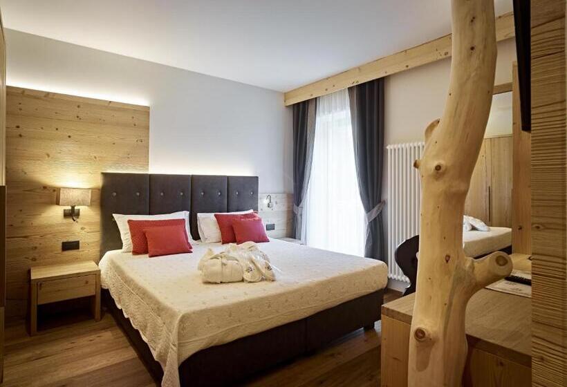 חדר משפתחתי סופריור, Belvedere Srl