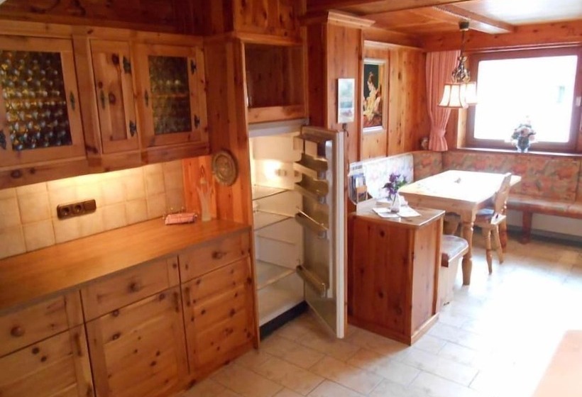 منزل غرفة نوم واحدة, Gröbl Alm