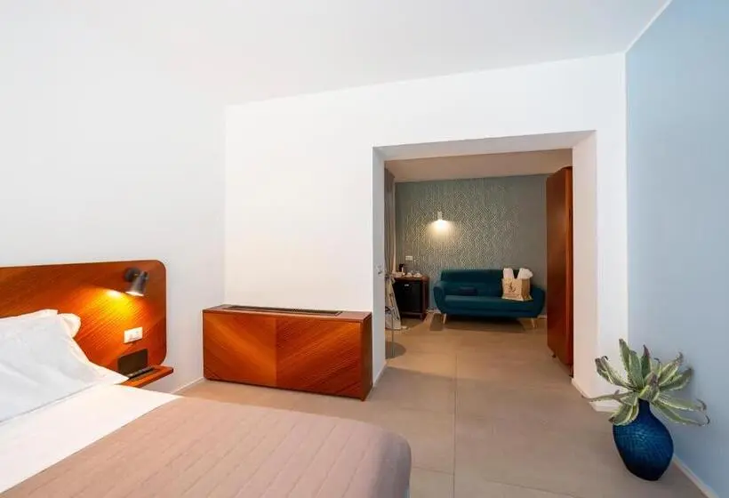 سوییت جونیور, Le Stanze Del Lago Suites & Pool
