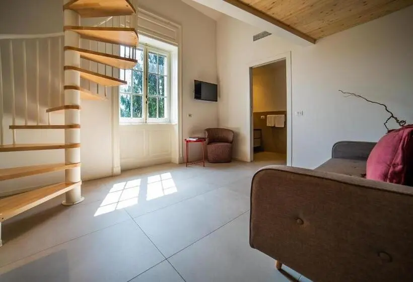سوییت دوبلکس, Le Stanze Del Lago Suites & Pool