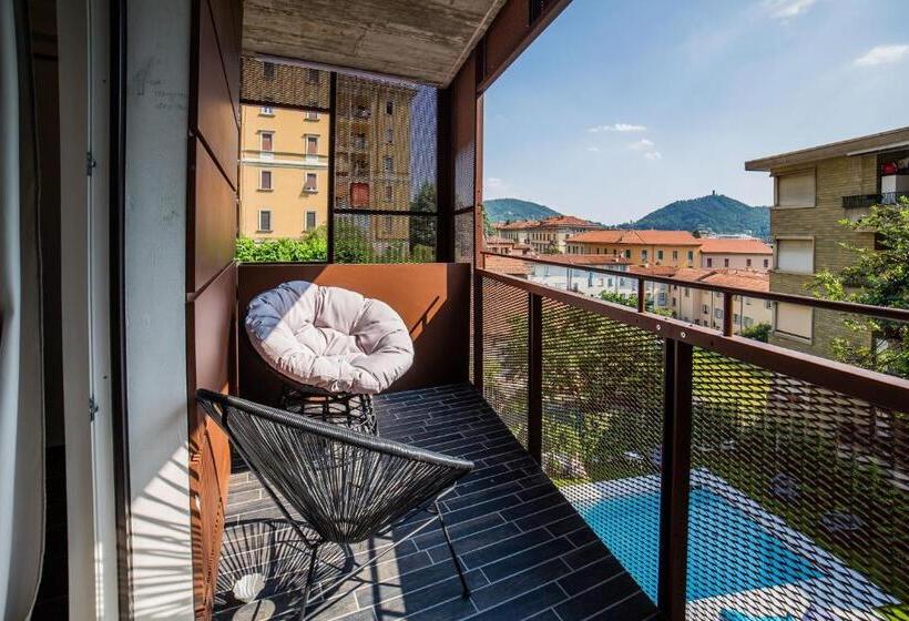 Номер Стандарт Вид на Бассейн, Le Stanze Del Lago Suites & Pool