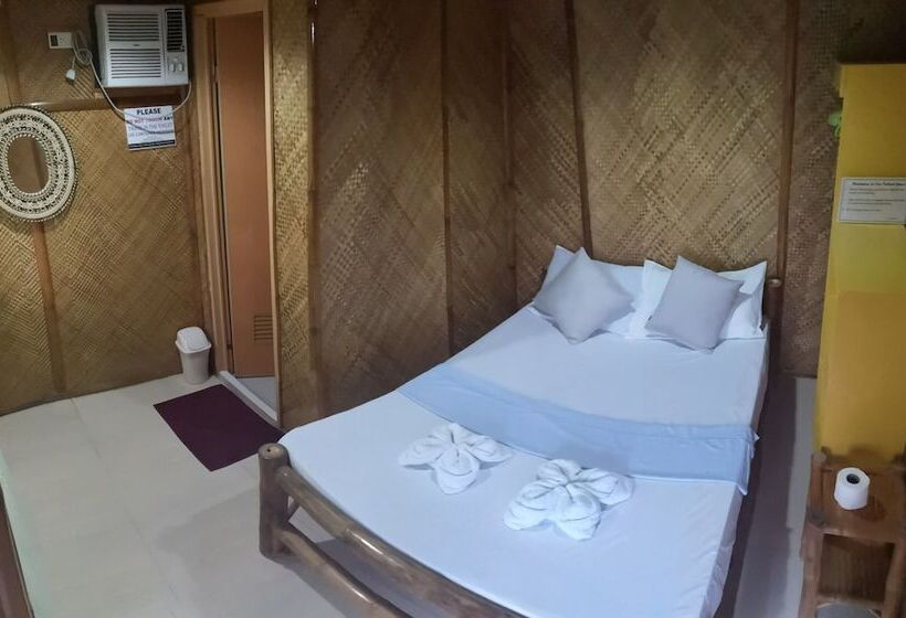 ダブルベッドのクラシックルーム, Guanna's Place Room And Resto Bar