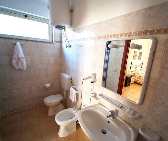 اتاق استاندارد, Bed & Breakfast Fragolina