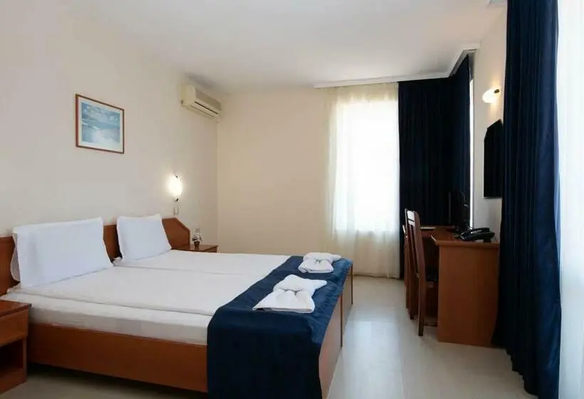 اتاق استاندارد, Amon Ra Hotel Family