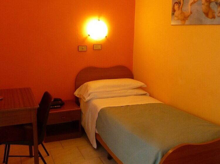 חדר סטנדרט יחיד, Pensione Romeo