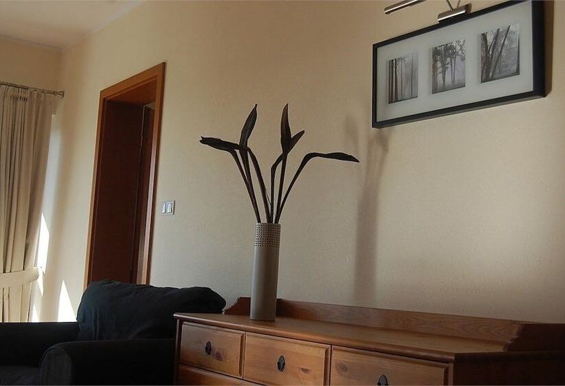 اتاق استاندارد سه نفره, Willa Pod Cyprysami