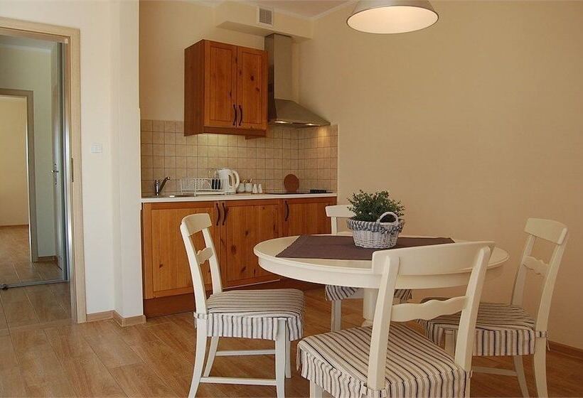 اتاق استاندارد سه نفره, Willa Pod Cyprysami