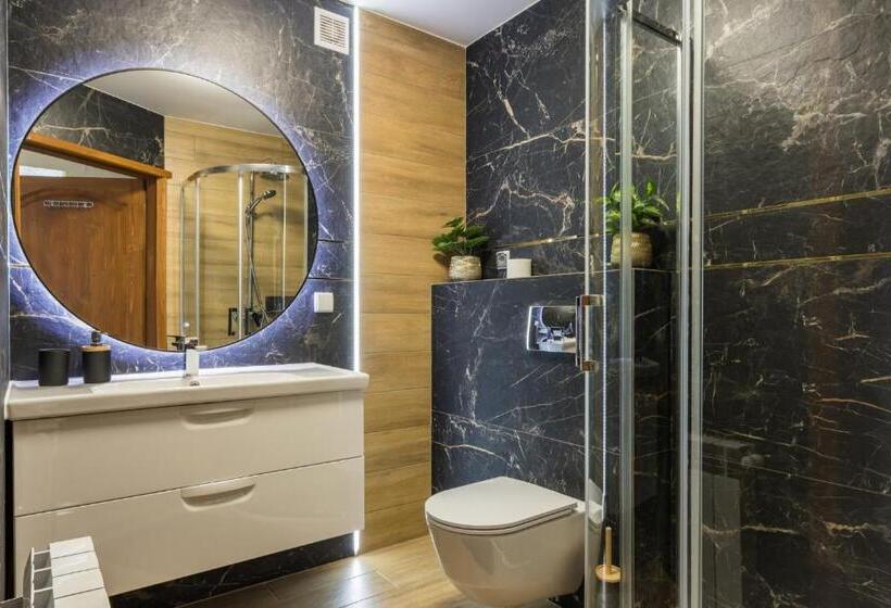 اتاق استاندارد چهار تخته, Leśny Dwór