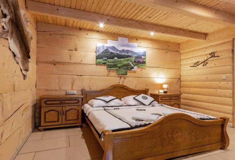 کلبه ییلاقی سوپریور یک خوابه, Leśny Dwór