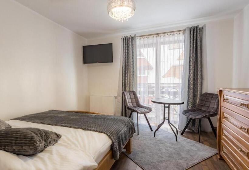 آپارتمان 3 خوابه, Leśny Dwór