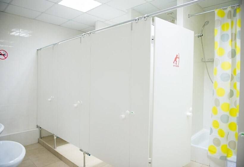 ルームシェアのワンベッド, Hostel Don  Rostov On Don