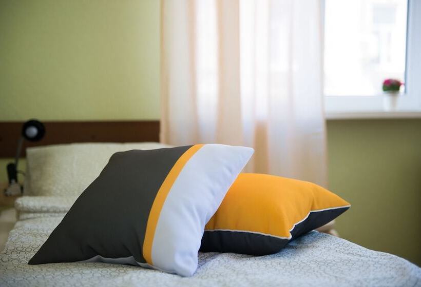 ルームシェアのワンベッド, Hostel Don  Rostov On Don