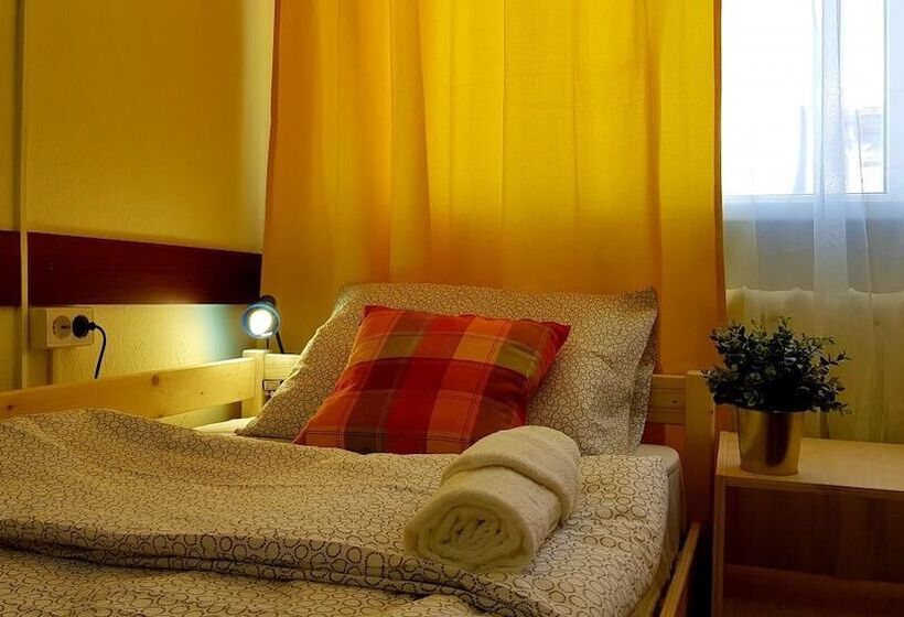 ルームシェアのワンベッド, Hostel Don  Rostov On Don