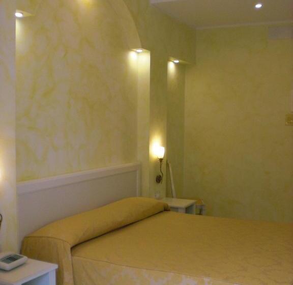 اتاق استاندارد سه نفره, Il Gabbiano