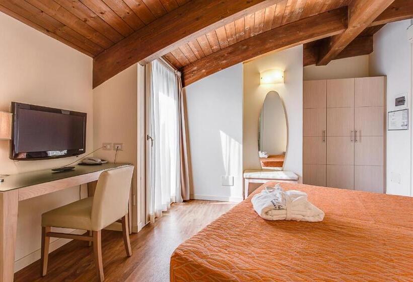 اتاق استاندارد, Il Gabbiano