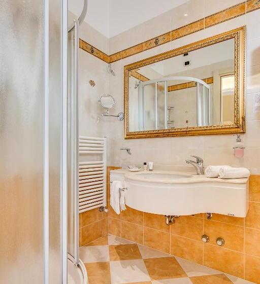 اتاق راحتی سه تخته, Il Gabbiano