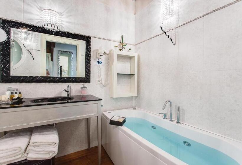 سوییت لوکس, Il Gabbiano