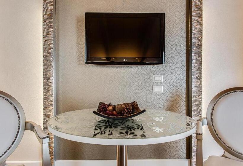 سوییت لوکس, Il Gabbiano