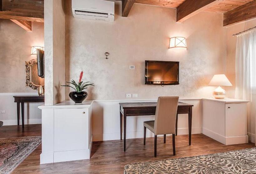 سوییت جونیور, Il Gabbiano