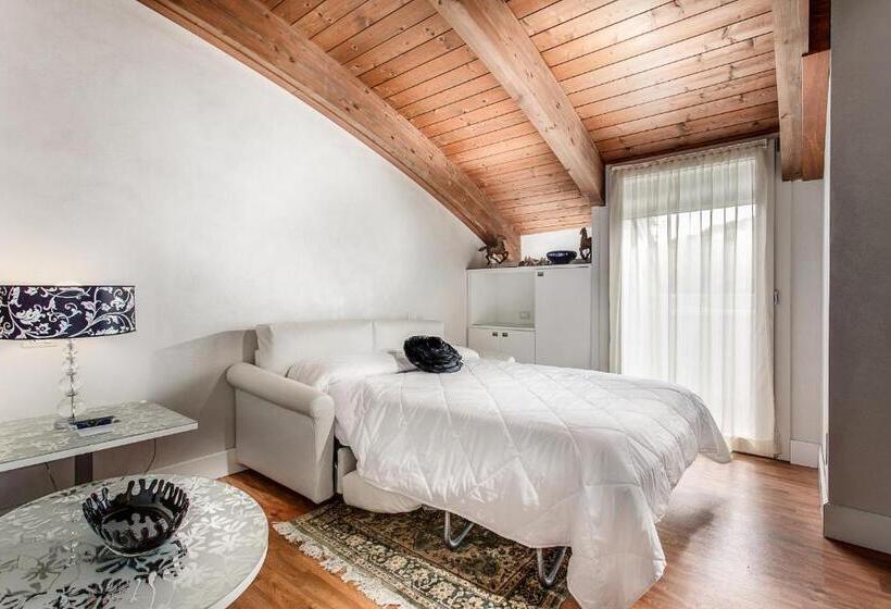 سوییت لوکس, Il Gabbiano