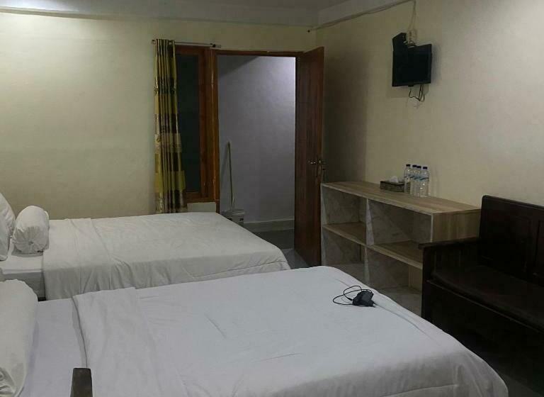 豪华家庭房间, Pesona Bali Room And Restaurant