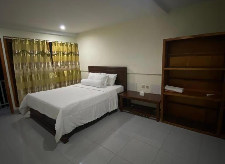 اتاق لوکس خانوادگی, Pesona Bali Room And Restaurant