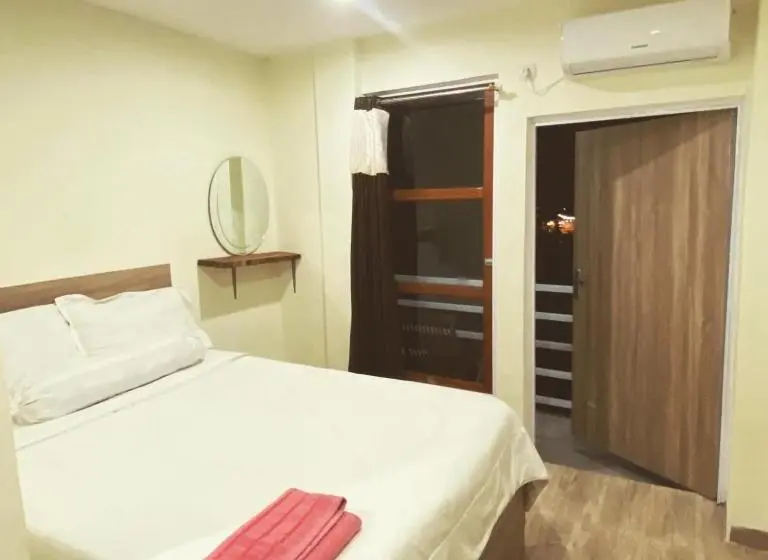 اتاق لوکس, Pesona Bali Room And Restaurant