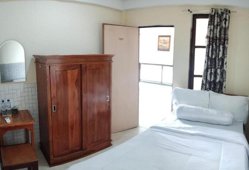 单人经济间, Pesona Bali Room And Restaurant