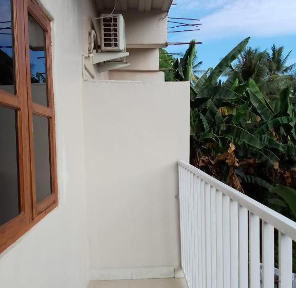 اتاق لوکس با چشمانداز دریا, Pesona Bali Room And Restaurant