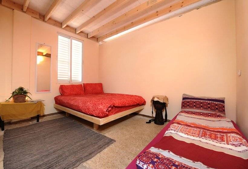 Pokój Rodzinny, Spice Quarter Inn